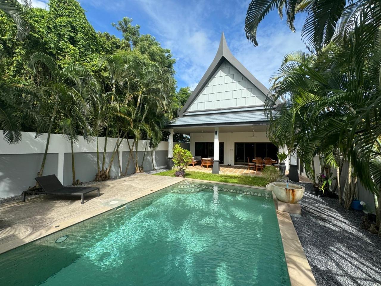 มองต์ราเชต์ วิลลา บาย เจ็ทตา Villa Rawai ภายนอก รูปภาพ