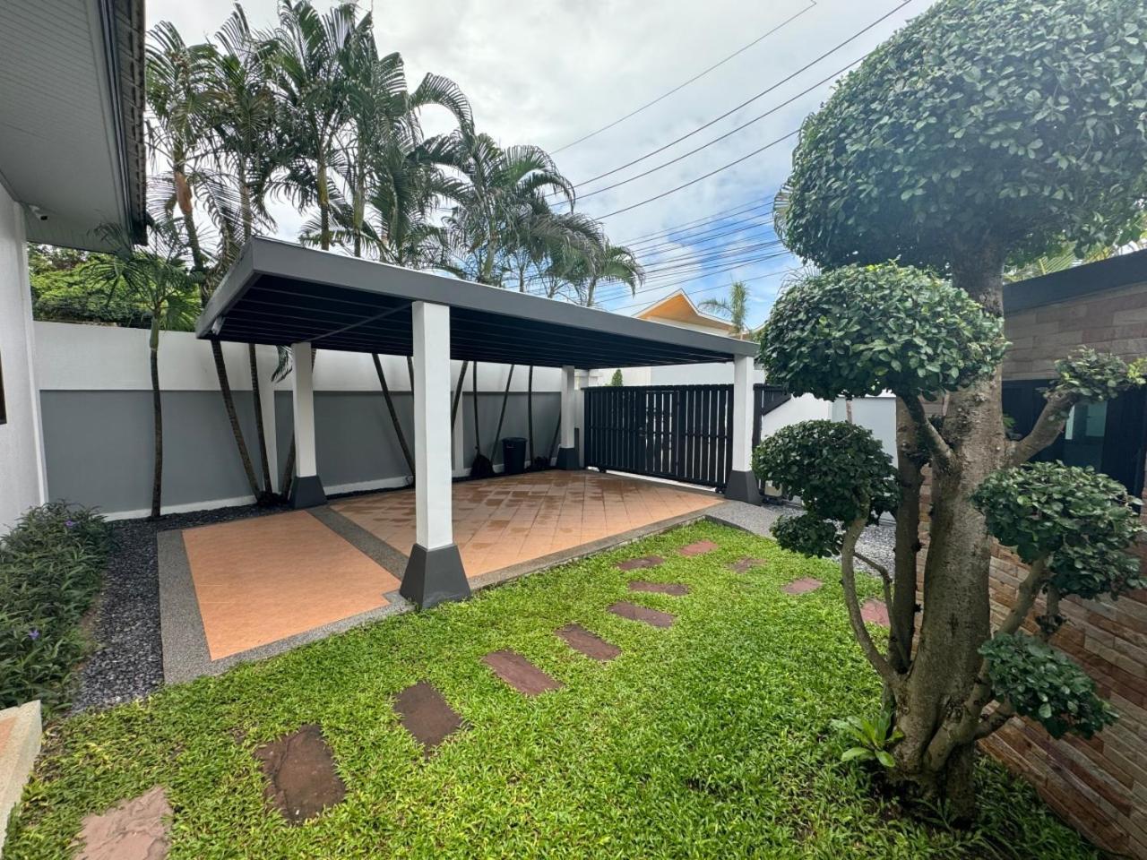 มองต์ราเชต์ วิลลา บาย เจ็ทตา Villa Rawai ภายนอก รูปภาพ