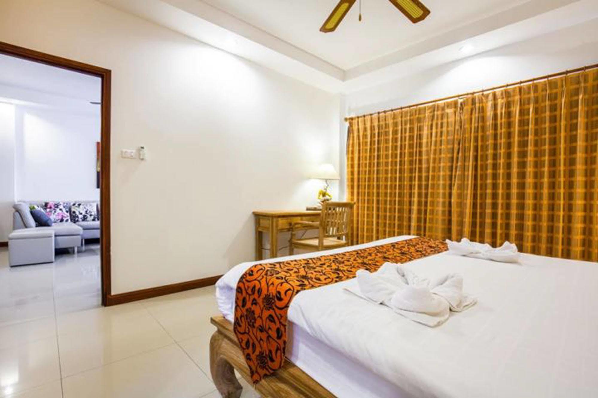 มองต์ราเชต์ วิลลา บาย เจ็ทตา Villa Rawai ภายนอก รูปภาพ